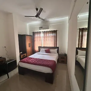 Hotel Nidhi Residency, Guruvayur
