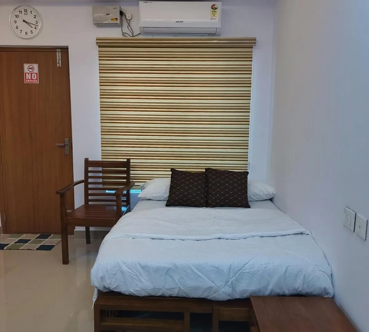 Posh 1 Bhk Apt With Temple View In Guruvayur B1001