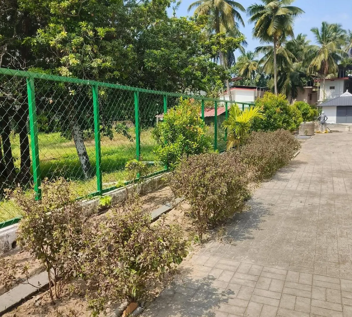 Apartment Posh 1 Bhk Apt With Temple View In Guruvayur B1001