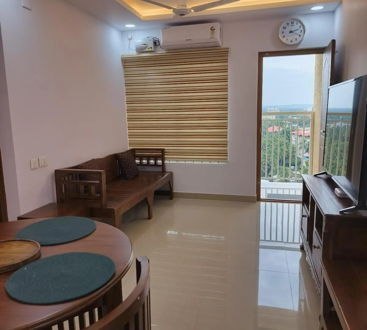 Posh 1 Bhk Apt With Temple View In Guruvayur B1001